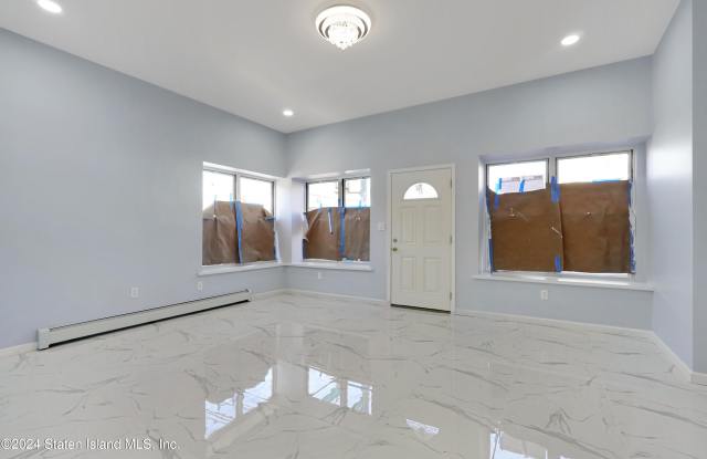 1146 Forest Avenue Gallery 3