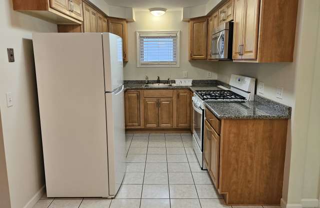 667 Indian Church Rd photos photos