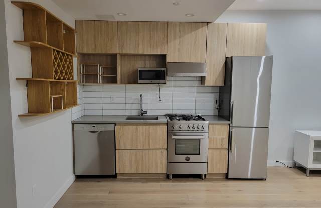 14-33 31st Avenue photos photos
