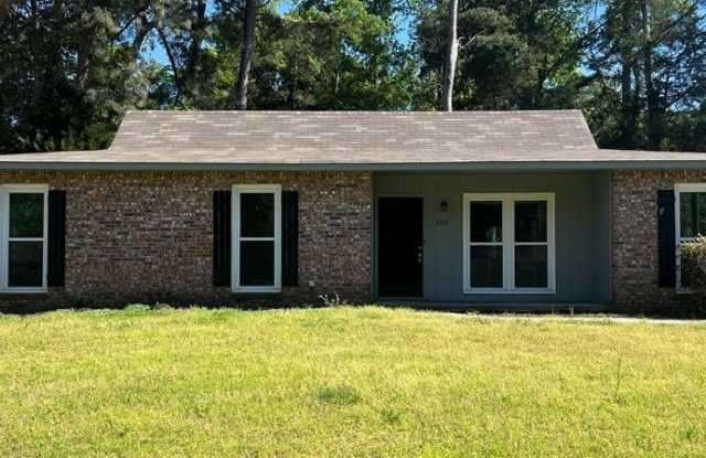 4518 Randall Drive photos photos