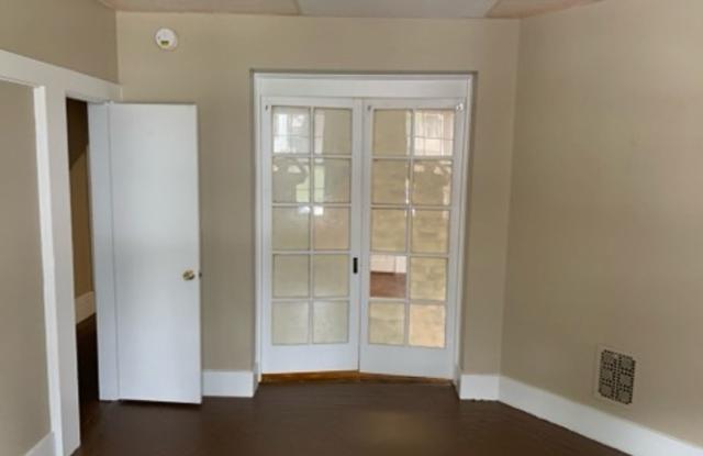 137 N 7th St photos photos