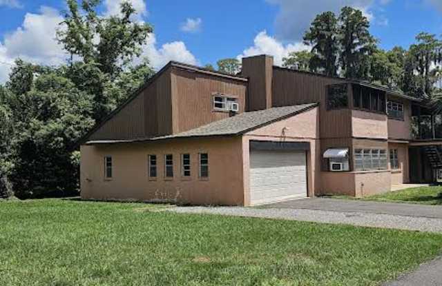 21335 Coakley Ln Gallery 3
