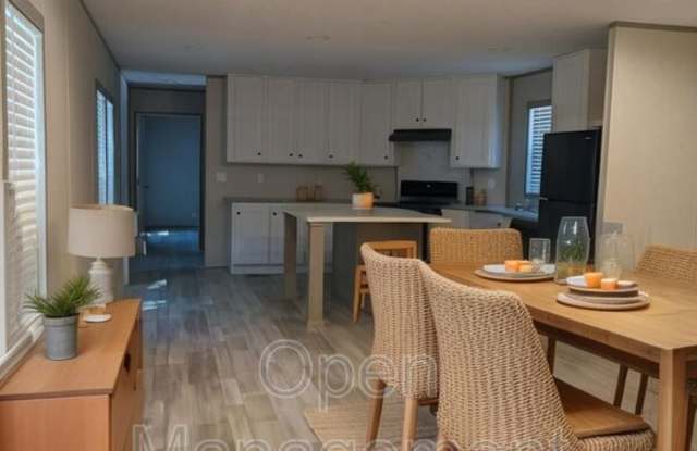 4950 West Farm Road 156 photos photos