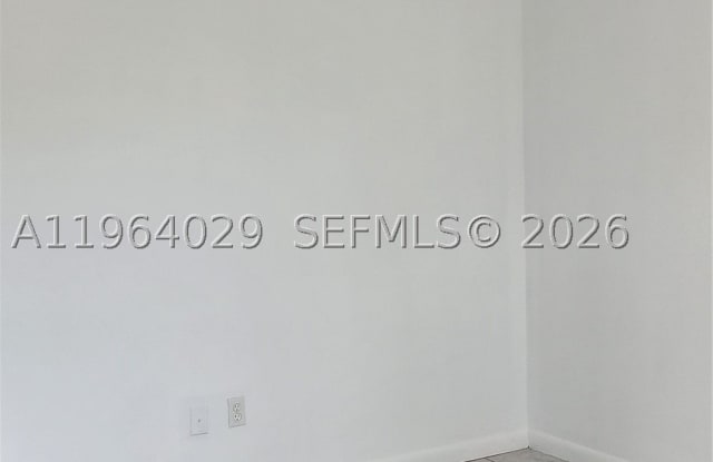 12641 SW 210th Ter Gallery 4