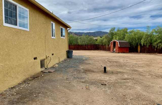 21761 Knabe Rd Gallery 4