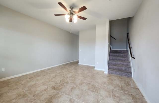 15568 Palmira Avenue Gallery 3