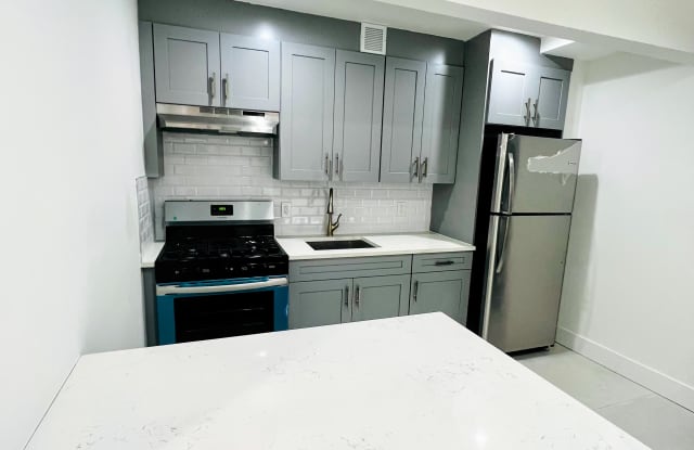 2691 Creston Ave - 2691 Creston Avenue, Bronx, NY 10468