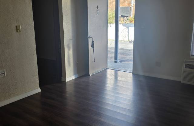 504 Oakvale Road Gallery 2