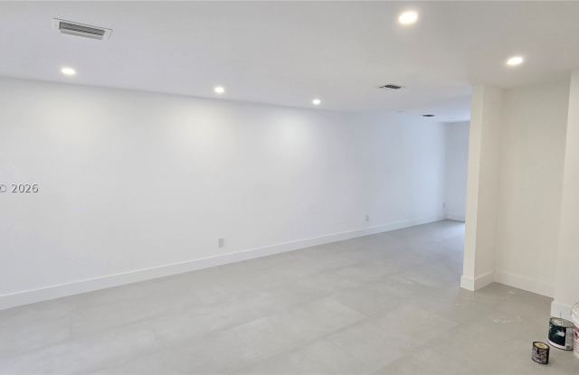 226 Sea View Dr Gallery 4