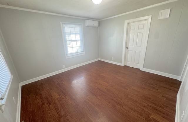 104 Cushing Street photos photos