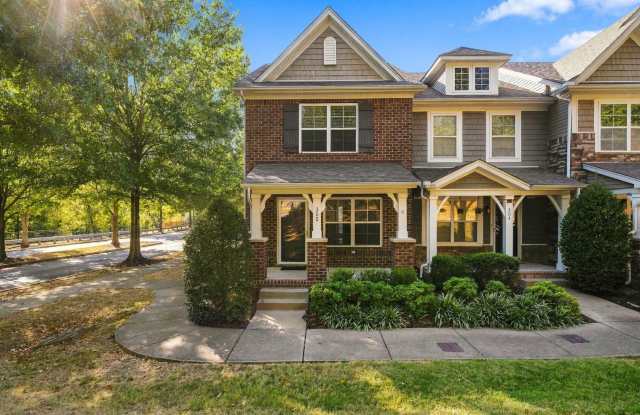 Hermitage Townhome in Villages of Riverwood community. 2BR 2.5BA one car garage, small dog ok, fenced yard, community pool and fitness center Gallery 1