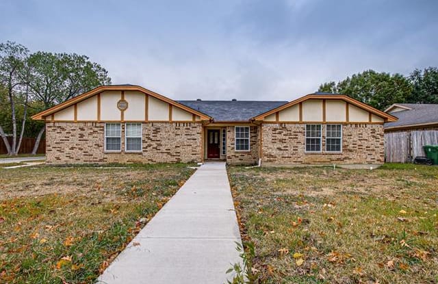 7632 Hunt Drive - 7632 Hunt Drive, North Richland Hills, TX 76182