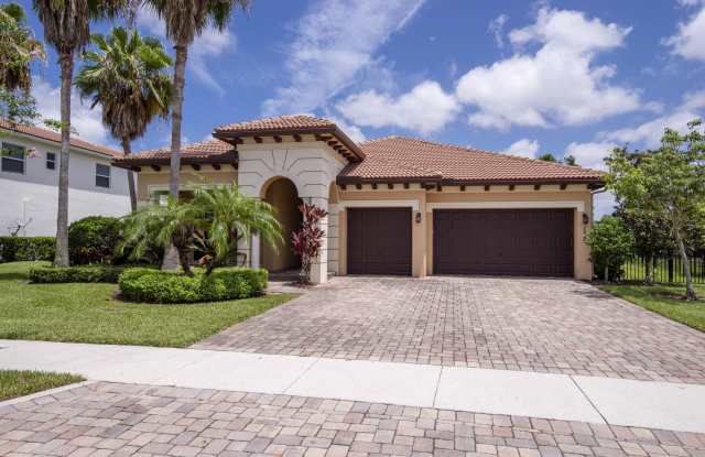 172 Manor Circle - 172 Manor Circle, Jupiter, FL 33458 172 Manor Circle - 172 Manor Circle, Jupiter, FL 33458