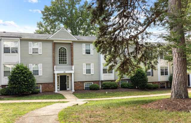 1358 Villa Way- Unit A **SEPTEMBER MOVE-IN SPECIAL** - 1358 Villa Way, Albemarle County, VA 22903