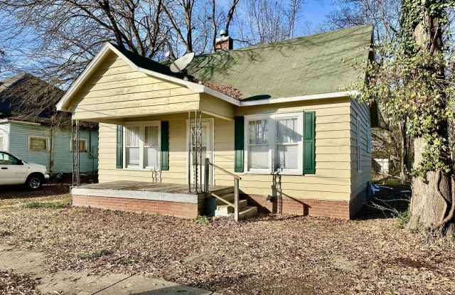 1509 Vine Street - 1509 Vine Street, Humboldt, TN 38343