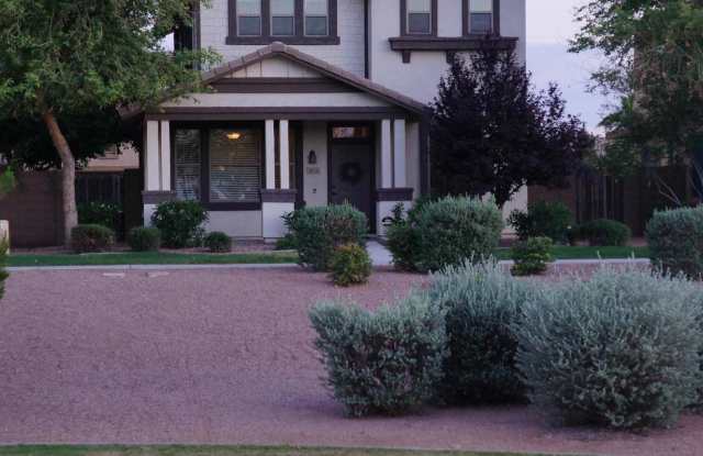 3633 E YEAGER Court Gallery 2