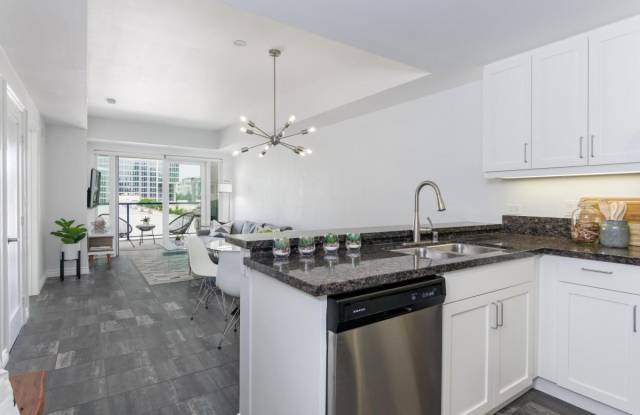 1830 Columbia St # 310 photos photos