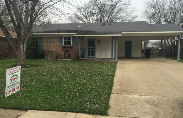 4824 Longstreet Pl. - 4824 Longstreet Place, Bossier City, LA 71112