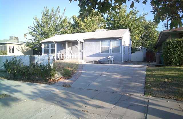 2431 Chester Lane photos photos