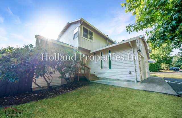 Modern Comfort Meets Outdoor Living in Desirable Tualatin photos photos