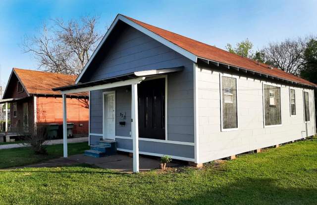 932 Dallas Ave - 932 Dallas Avenue, Port Arthur, TX 77640