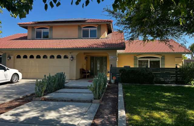 Custom 2 Story, 5 Bedroom home with pool photos photos