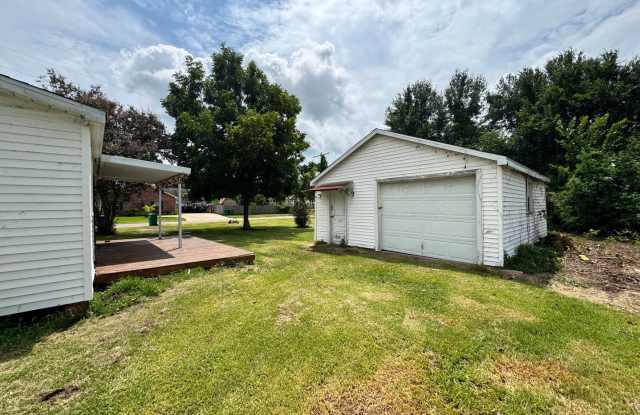 1415 W Kent Dr. - 1415 West Kent Drive, Sulphur, LA 70663