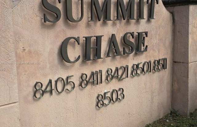 8405 NW 8th St photos photos