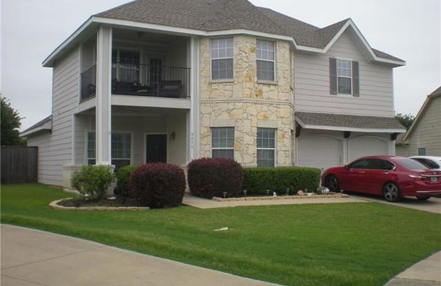 9616 Log Run Court - 9616 Log Run Court, McKinney, TX 75072