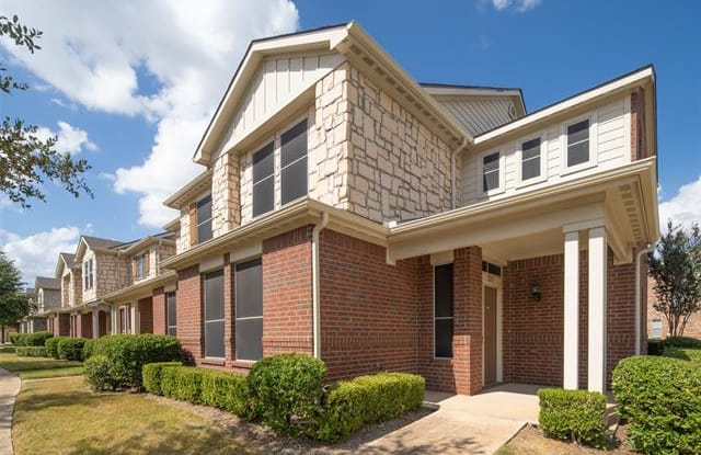 2215 Canterbury Park Drive - 2215 Canterbury Park Drive, Grand Prairie, TX 75050