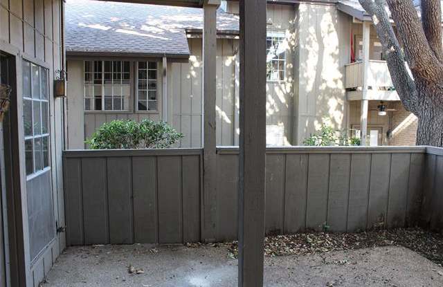 10437 High Hollows Drive Gallery 3