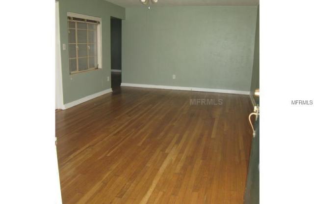 601 E JACKSON STREET Gallery 2