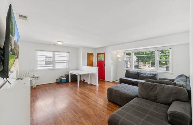 4709 Norwich Road Gallery 2