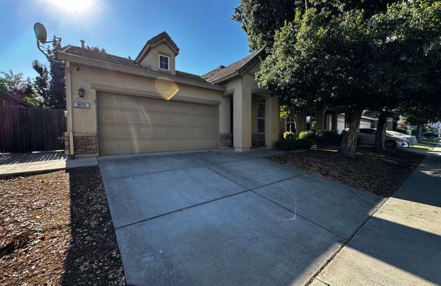 Beautiful Elk Grove Home photos photos