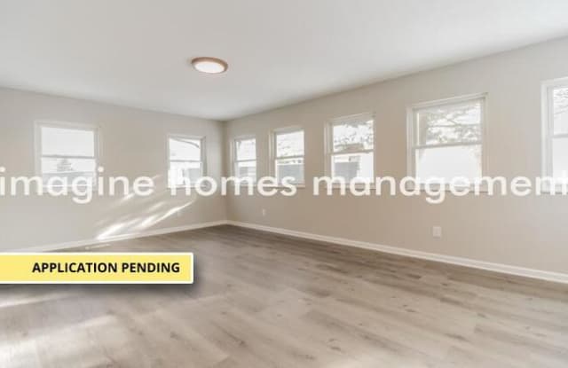 2815 Park Drive - 2815 Park Drive, Parma, OH 44134