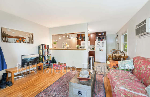 609 Pierce St NE photos photos
