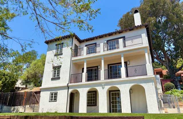 3-Story South Pasadena Hills House w/2 Bonus Rooms + Private Guest Suite photos photos