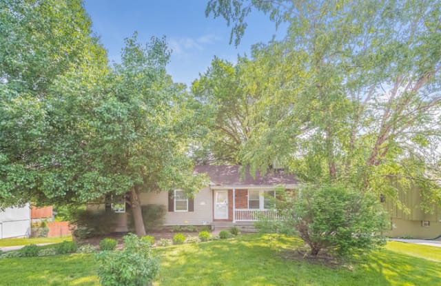 11449 North Wayne Avenue - 11449 N Wayne Dr, Kansas City, MO 64155
