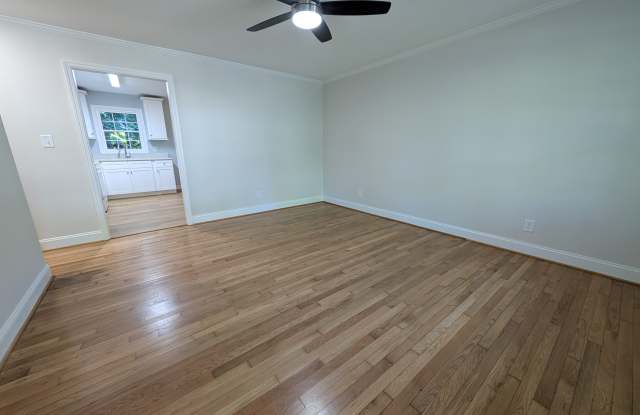 1274 Tredwell Drive Gallery 3
