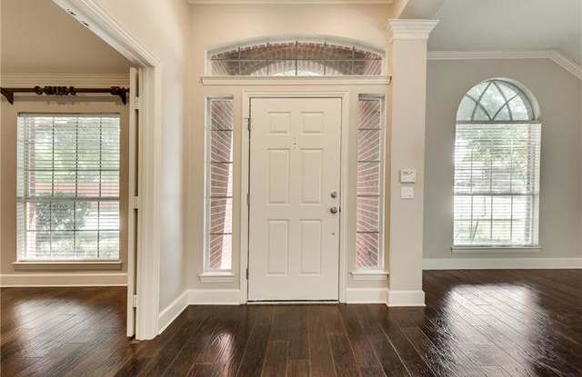 401 Ridge Point Drive Gallery 4