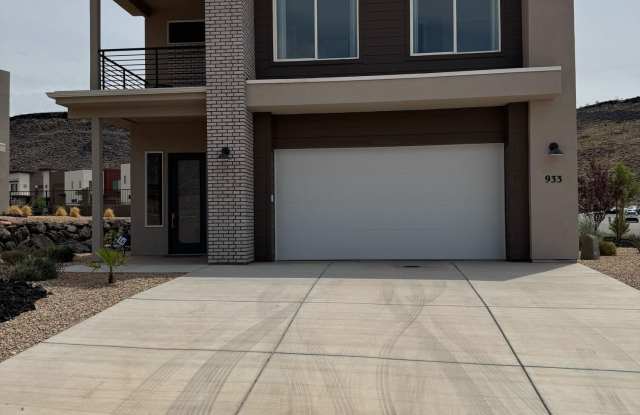 933 S WALKER Way photos photos