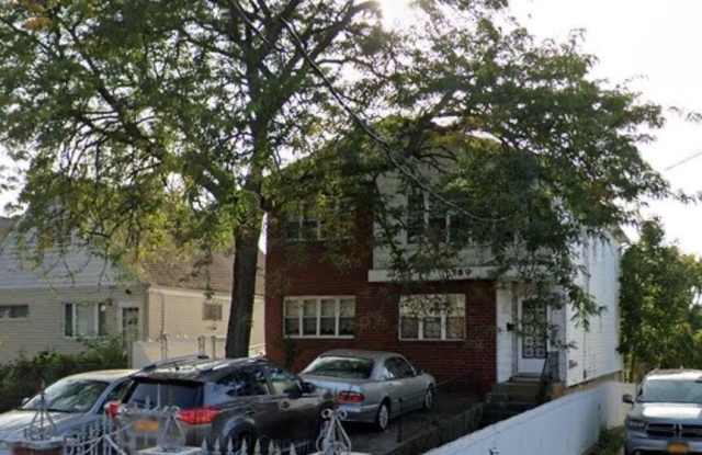 180 Bradley Avenue - 180 Bradley Avenue, Staten Island, NY 10314