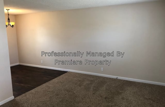 601 NE Chipman Rd Unit A - 601 Northeast Chipman Road, Lee's Summit, MO 64063