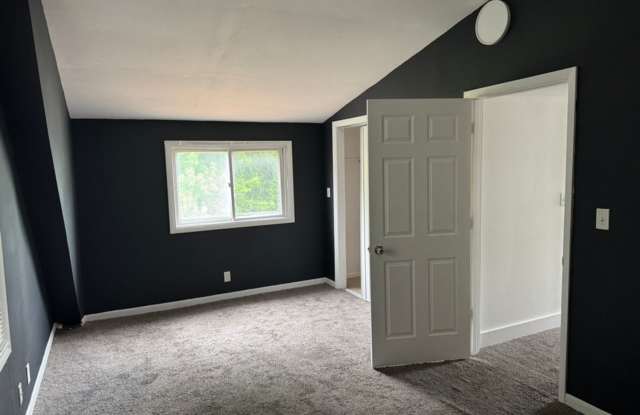 Nice 3-Bedroom Single Family Home Available August 15th! photos photos