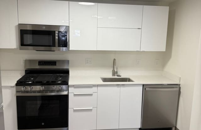Newly renovated 2 bed next to Huntington Circle! photos photos