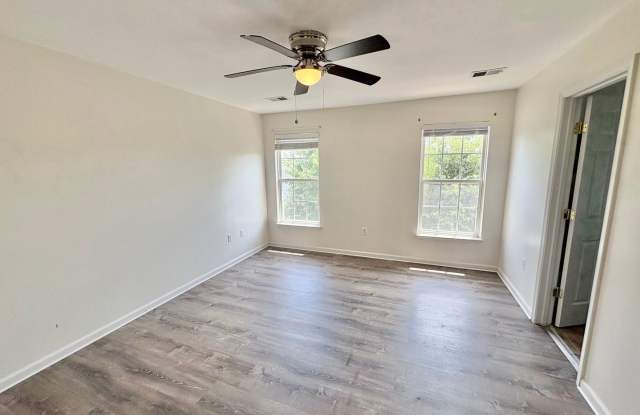MOUNTAINVIEW SCHOOL DISTRICT - STAFFORD DUPLEX photos photos