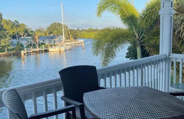 3873 POMPANO (FURNISHED) DRIVE SE - 3873 Pompano Drive Southeast, St. Petersburg, FL 33705