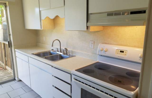 7220 Poinciana Drive, #B Gallery 3