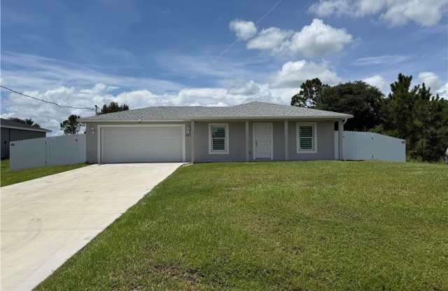 557 Oakshire Lane Gallery 1