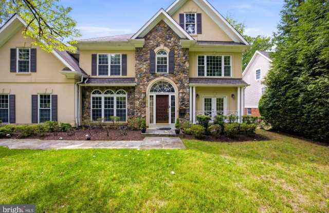 5818 BRADLEY Boulevard Gallery 1